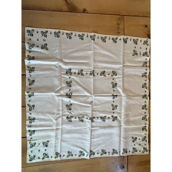 Vintage Floral Embroidered Linen Tea Towel. Green/Yellow Flowers.Kitchen Read! - Picture 5 of 6